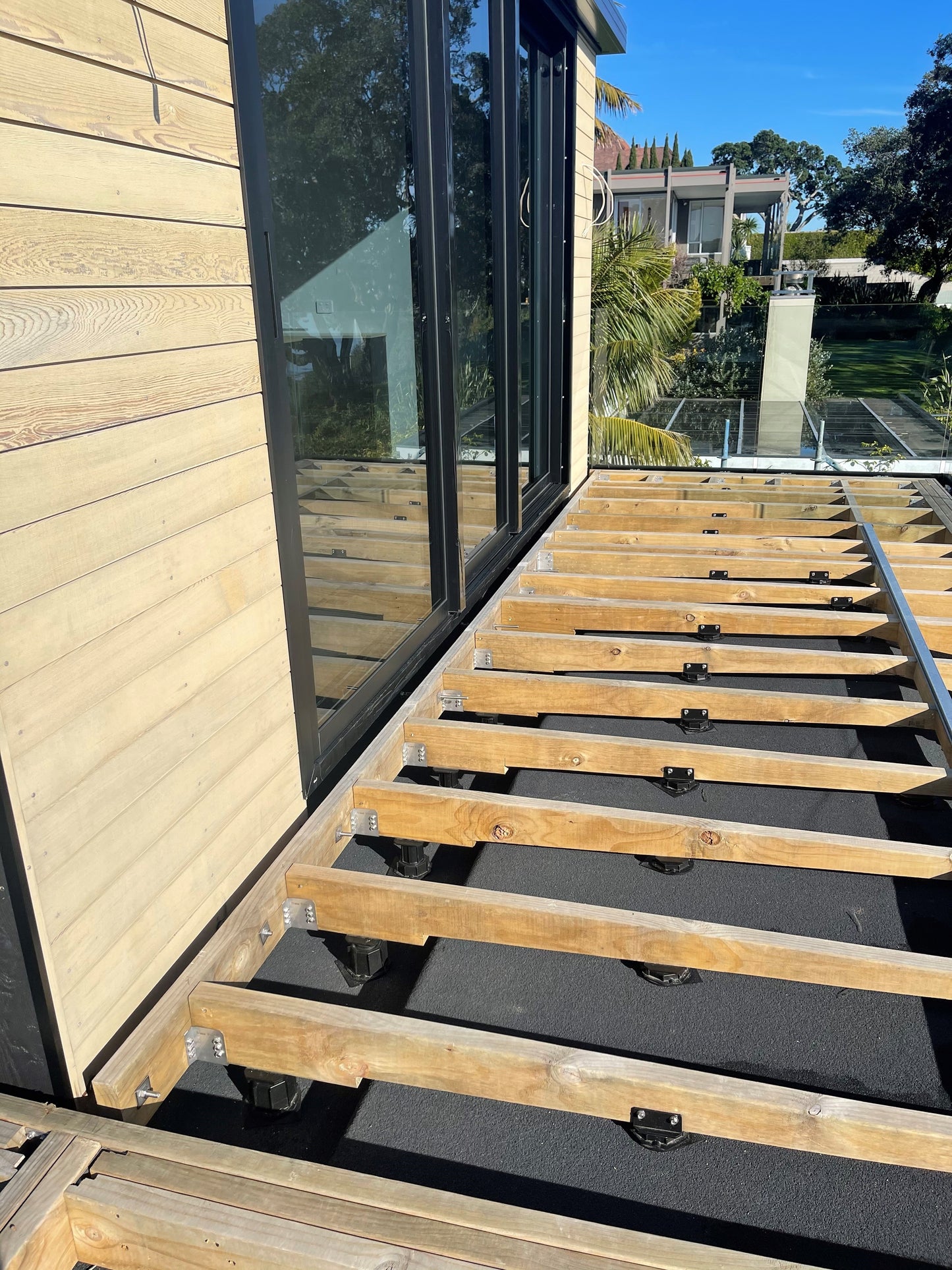 Anchorjak Adjustable Pedestal Cost effective pedestal range Auckland Takapuna Queenstown Nuraply Viking roofspec