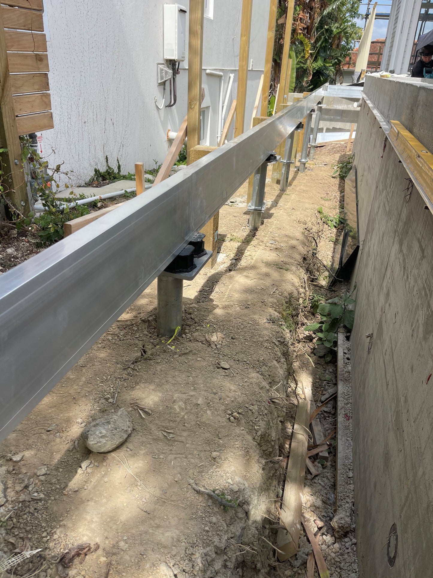 Anchorjak Aluminium Framing on J-Vice Screw piles ground screws